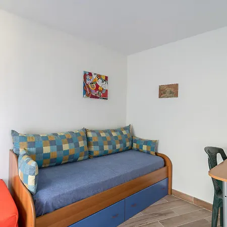 Mare Monti Con Terrazza Apartment *